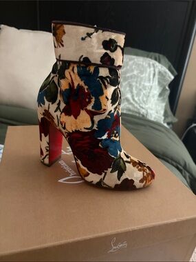 Floral Velvet Ankle Boot in Cream and Multicolor